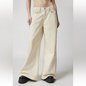 Ragged priest sweeper wide-leg Jean